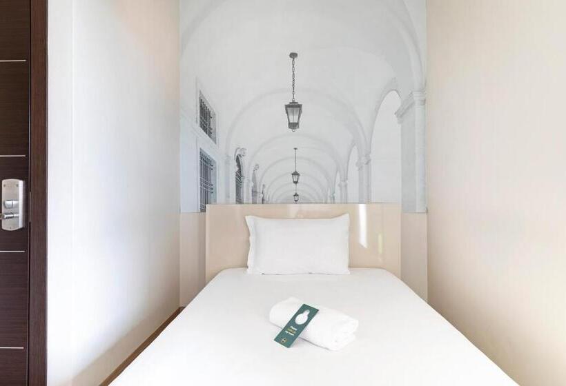 اتاق استاندارد یک نفره, B&b  Bergamo