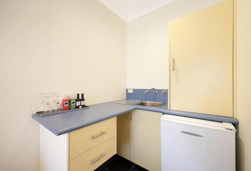 اتاق استاندارد, Hamilton Townhouse Motel