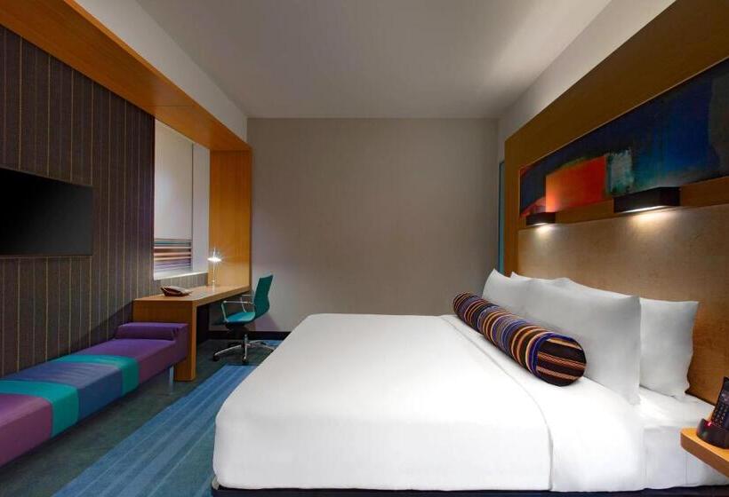 اتاق استاندارد با تخت بزرگ, Aloft Bengaluru Outer Ring Road