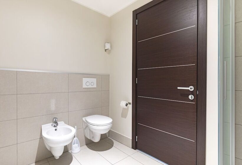 اتاق استاندارد یک نفره, B&b Hotel Bergamo