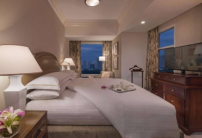 سوئیت با تخت بزرگ, Discovery Primea