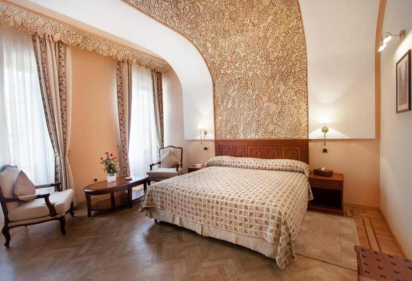 اتاق سوپریور, Grand Hotel Villa De France