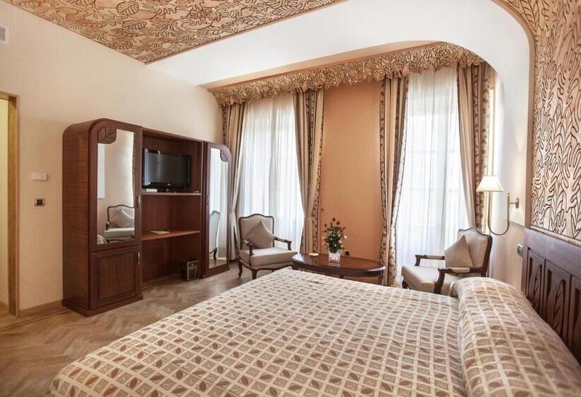 اتاق سوپریور, Grand Hotel Villa De France