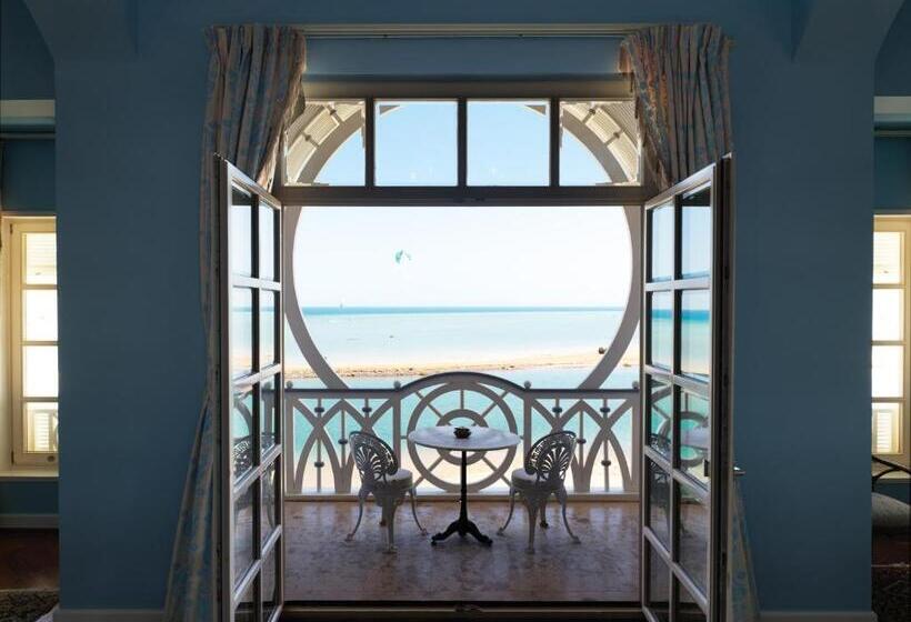 سوئیت پریمیوم با چشم‌انداز دریا, La Maison Bleue El Gouna