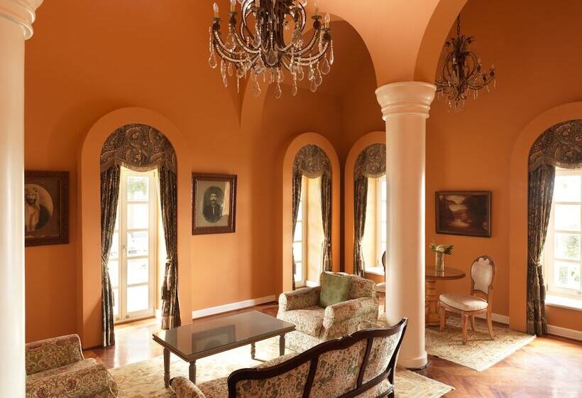 سوئیت پریمیوم, La Maison Bleue El Gouna