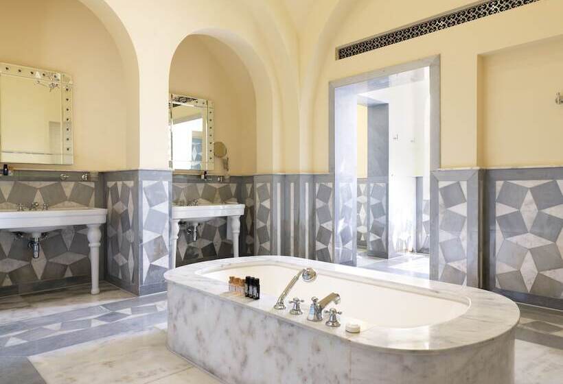 سوئیت پریمیوم, La Maison Bleue El Gouna