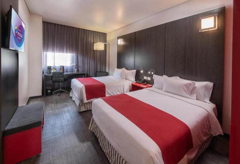 اتاق استاندارد با 2 تخت دوبل, Ramada Encore By Wyndham Queretaro