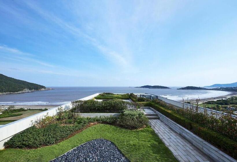 Deluxe Suite Sea View, The Westin Zhujiajian Resort, Zhoushan