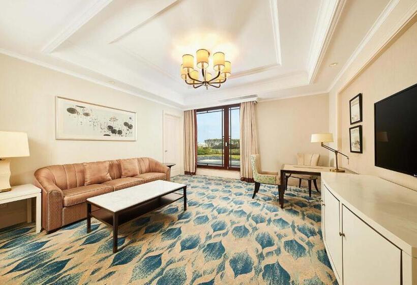Deluxe Suite Sea View, The Westin Zhujiajian Resort, Zhoushan