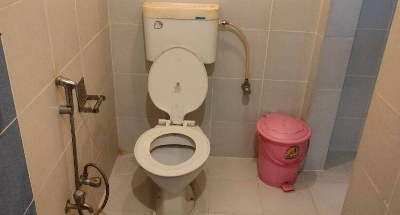 اتاق استاندارد, Rahul Guest House