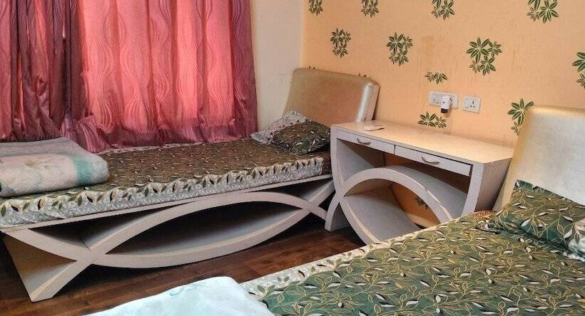 اتاق لوکس, Rahul Guest House