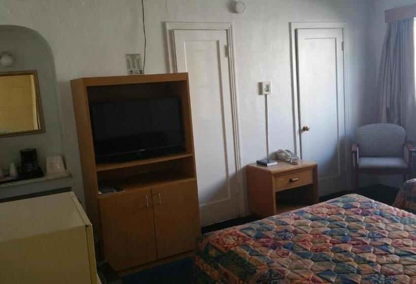 غرفه قياسيه سريرين مزدوجين, San Joaquin Motel