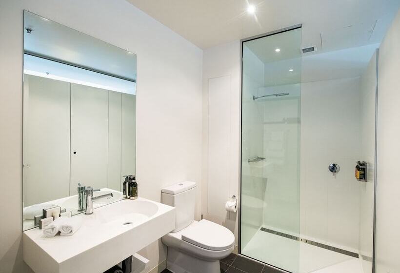 , Sullivans Cove Apartments
