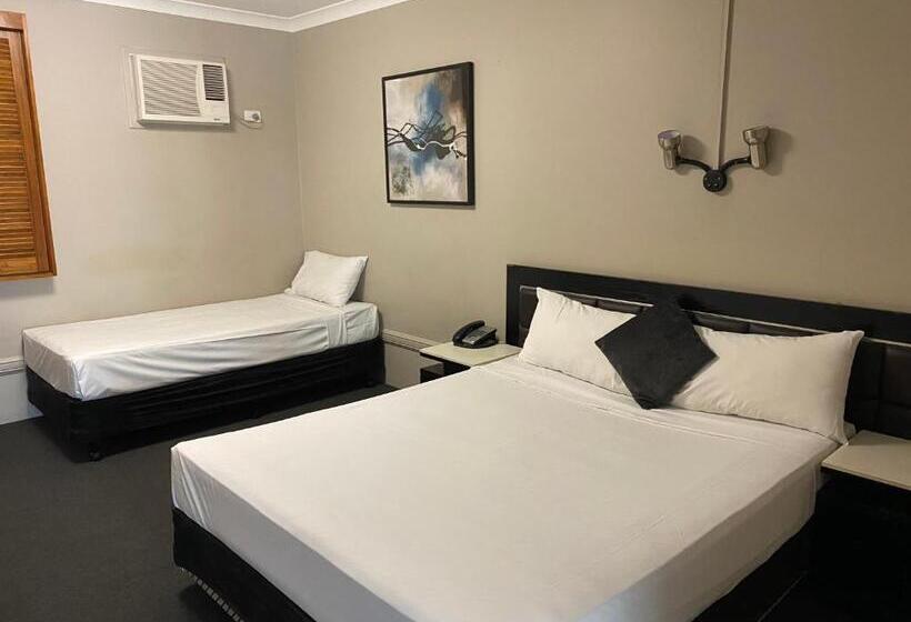 Standard Room, Cosmopolitan Motel & Serviced Apartments