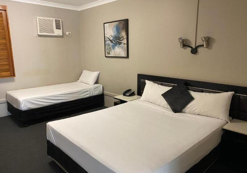 Standard Room, Cosmopolitan Motel & Serviced Apartments