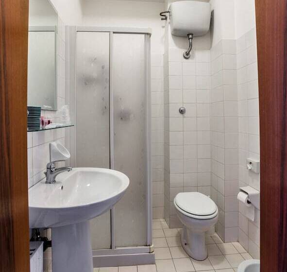 اتاق کلاسیک, De La Ville Depandance Di Hotel Augustus