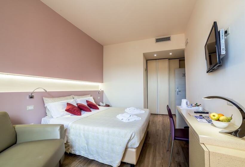 اتاق سوپریور, De La Ville Depandance Di Hotel Augustus