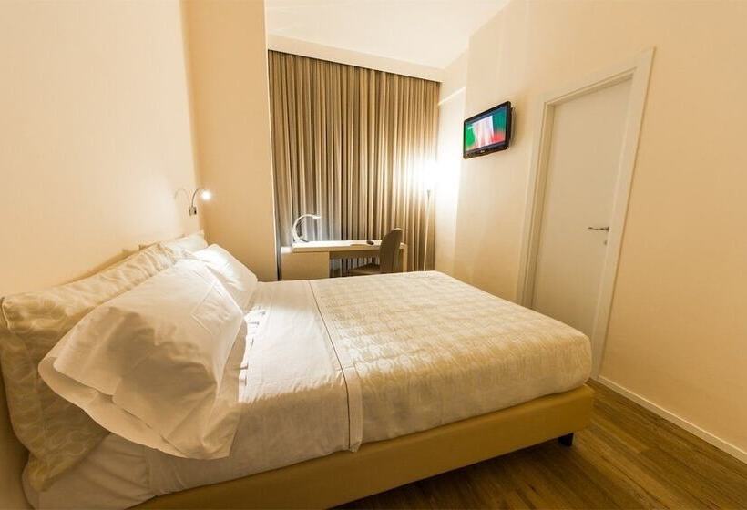 اتاق سوپریور, De La Ville Depandance Di Hotel Augustus