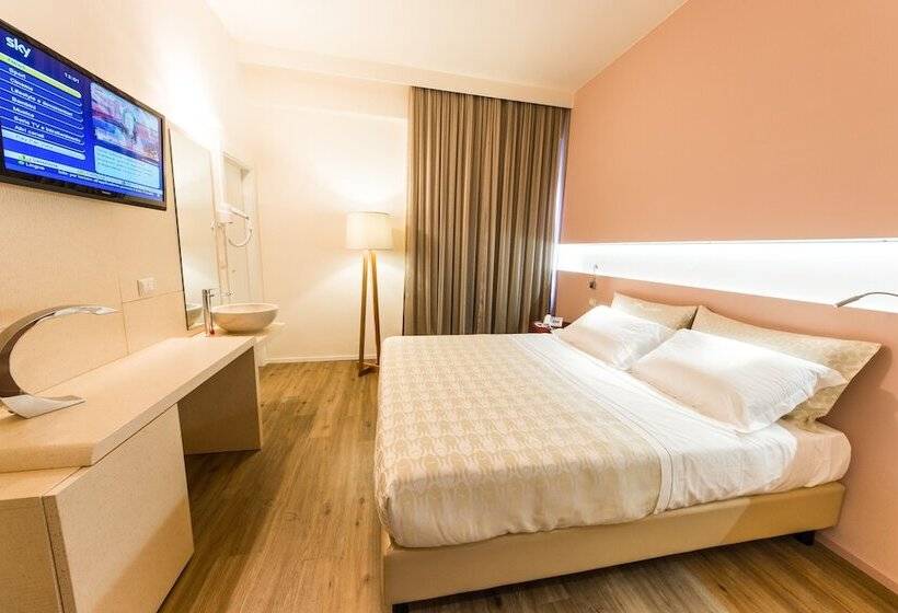 اتاق سوپریور, De La Ville Depandance Di Hotel Augustus