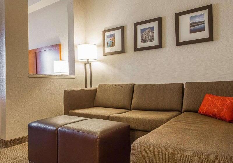 سوئیت با تخت بزرگ, Comfort Suites Redding  Shasta Lake