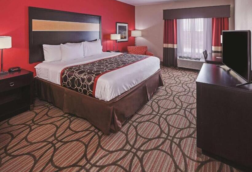 اتاق استاندارد با تخت بزرگ, La Quinta By Wyndham Wichita Falls   Msu Area