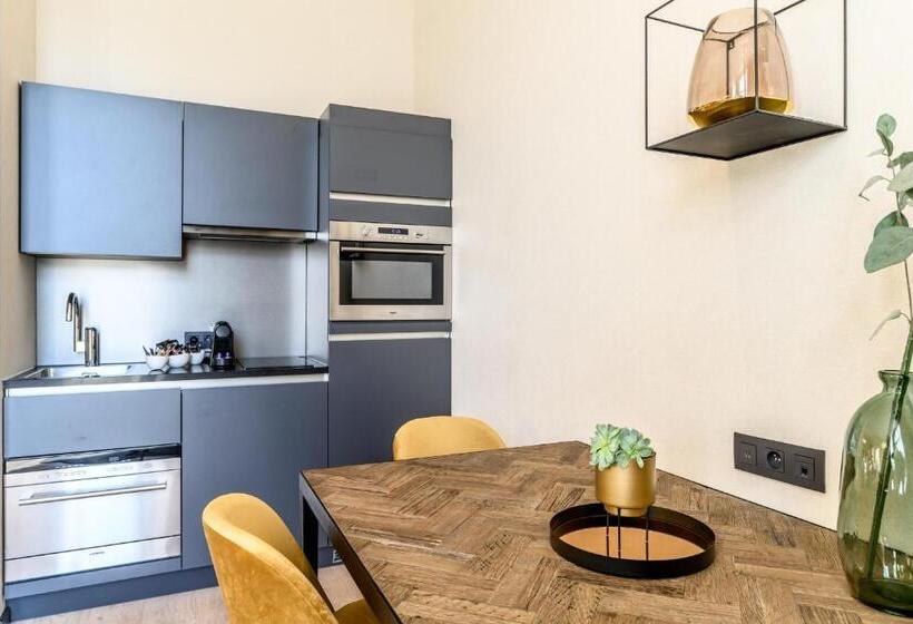 استودیوی لوکس, Leopold Hotel Oudenaarde