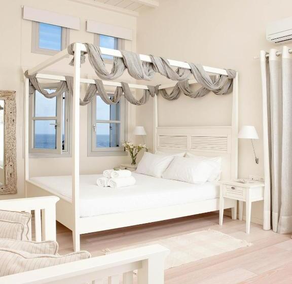 Family Suite, Skyros Ammos