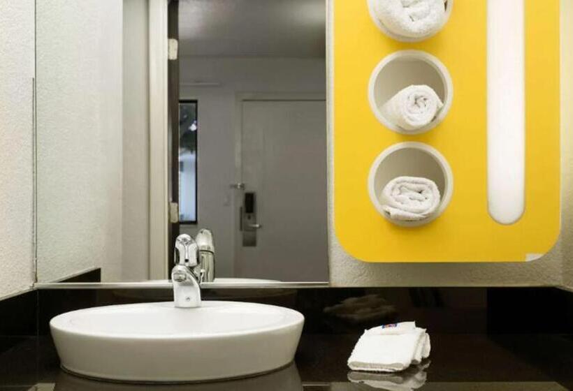 اتاق استاندارد برای معلولان, Motel 6goleta, Ca  Santa Barbara