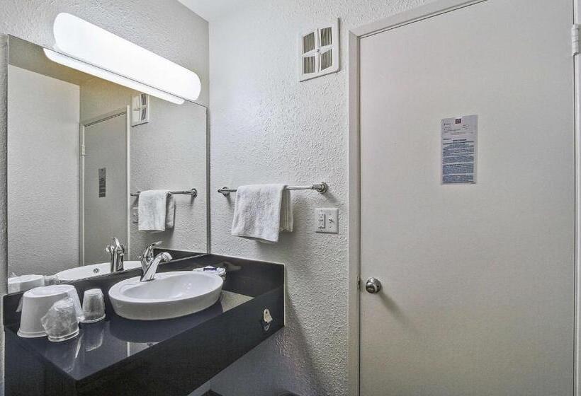 اتاق استاندارد, Motel 6 Green Bay, Wi