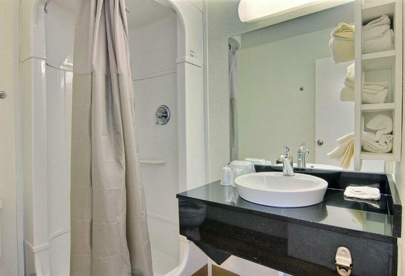 اتاق استاندارد, Motel 6 Kingsville, Tx