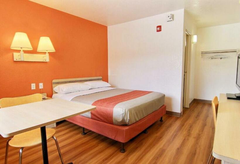 اتاق استاندارد, Motel 6 Kingsville, Tx