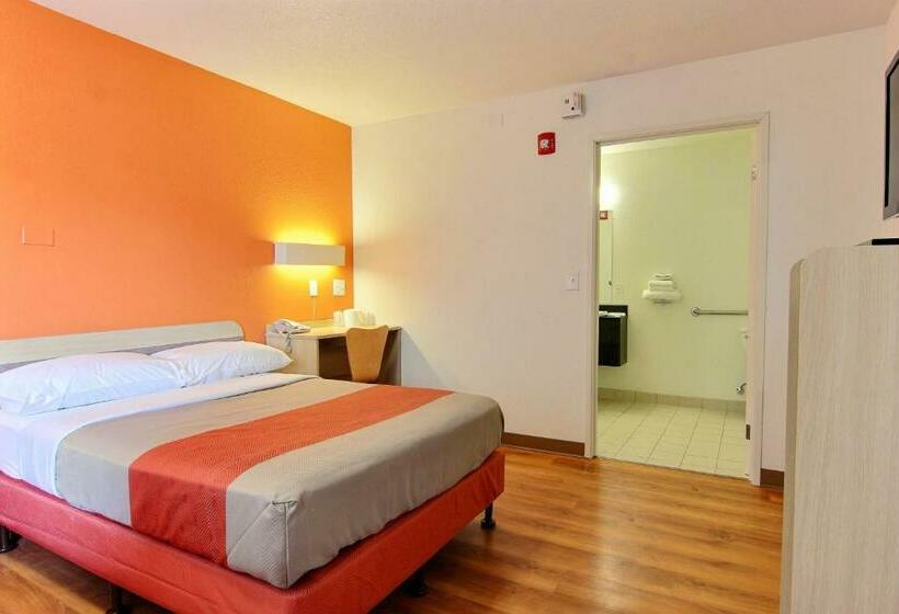 اتاق استاندارد, Motel 6 Kingsville, Tx