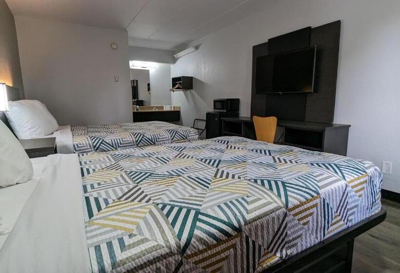 اتاق لوکس چهار تخته, Motel 6nashua, Nh