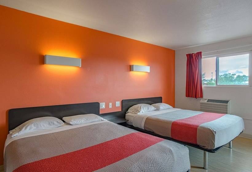 اتاق استاندارد با 2 تخت دوبل, Motel 6 Riverton Wy