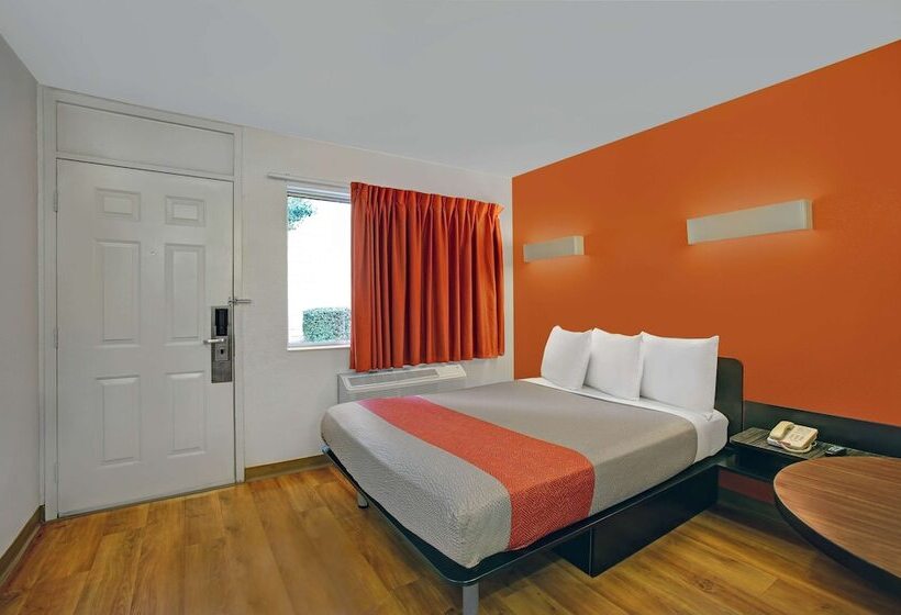 اتاق استاندارد با تخت دوبل, Motel 6 Santa Clara