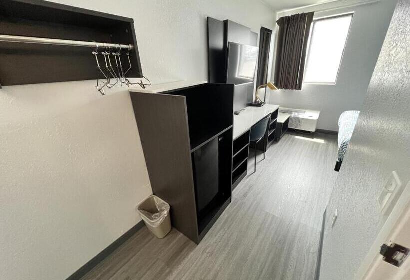 اتاق لوکس, Motel 6council Bluffs, Ia  Omaha East