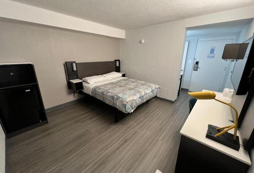 اتاق لوکس, Motel 6council Bluffs, Ia  Omaha East