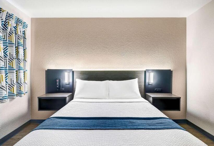 اتاق لوکس چهار تخته, Motel 6issaquah, Wa  Seattle  East