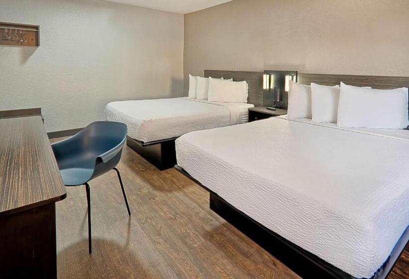 سوییت لوکس, Motel 6 Lancaster, Ca