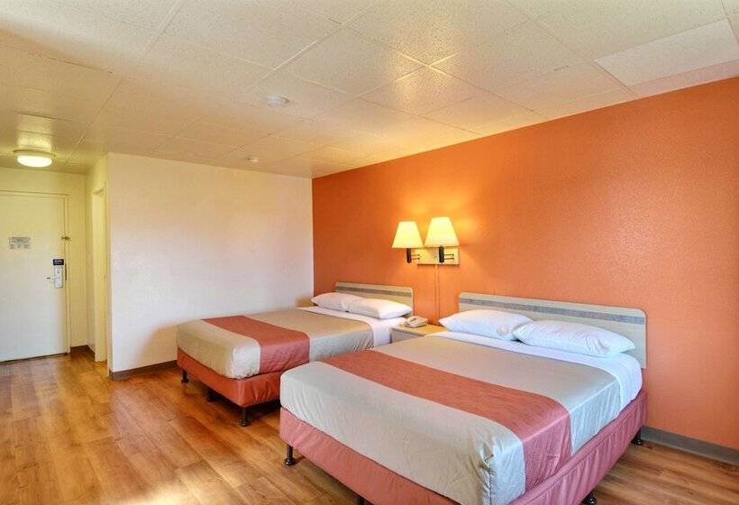 اتاق لوکس, Motel 6nashua, Nh