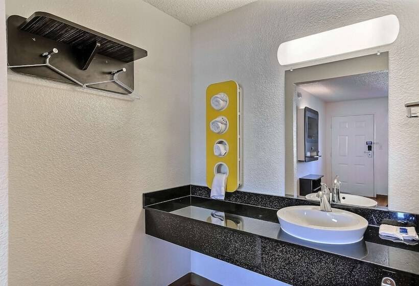 اتاق استاندارد با تخت دوبل, Motel 6pleasanton, Ca