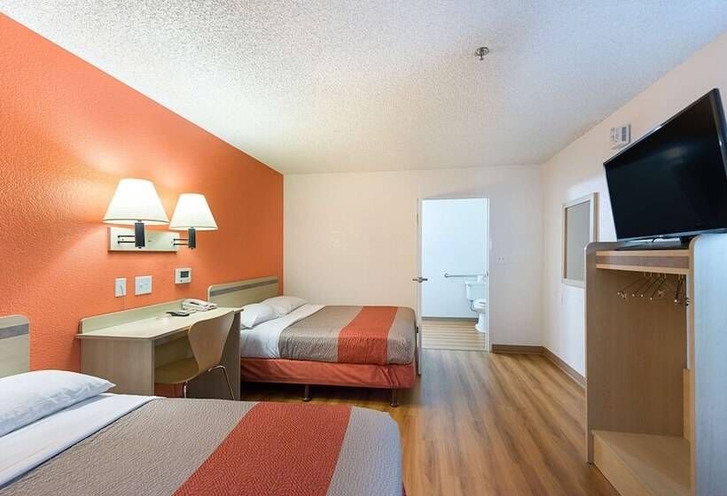 Deluxe Room, Motel 6sparks, Nv  Airport  Sparks