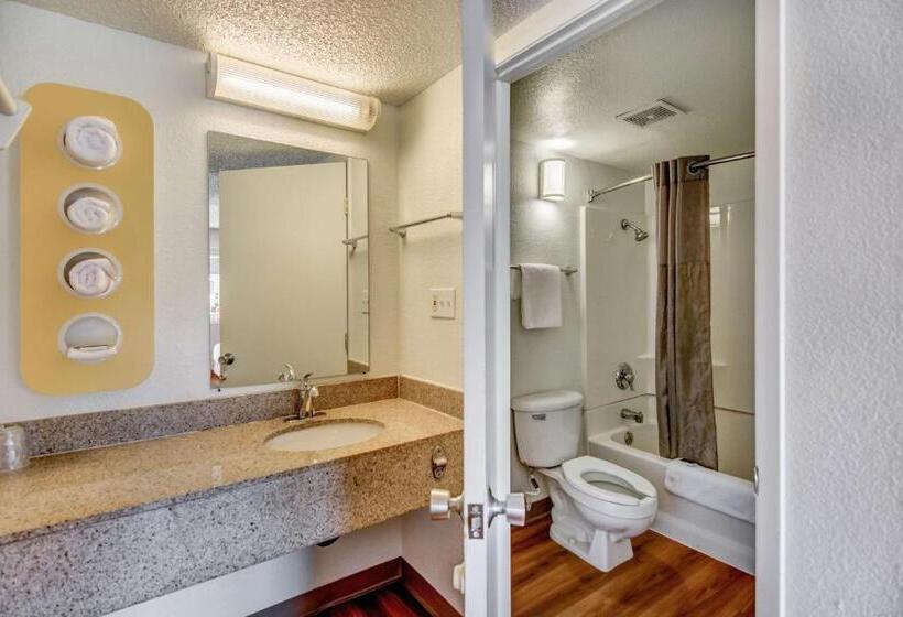 اتاق استاندارد, Motel 6stockton, Ca  North