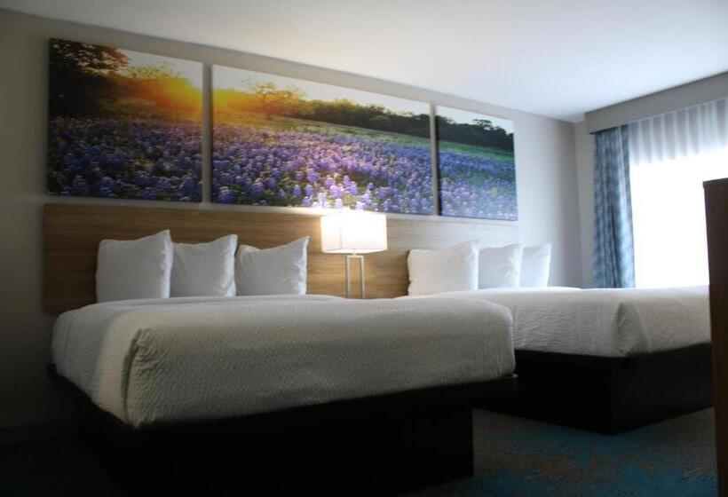 Standard Room Adapted for people with reduced mobility, Days Inn By Wyndham Waco University Area