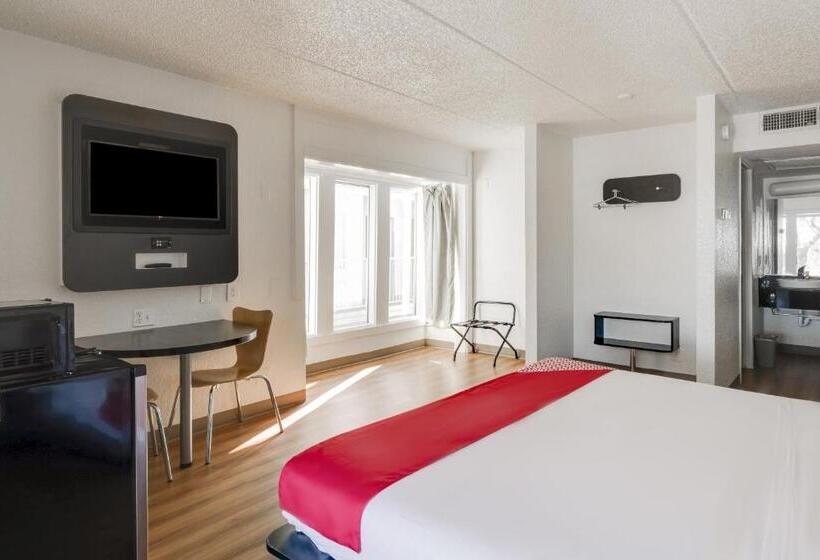 Quarto Standard Cama King, Oyo Houston Katy Freeway