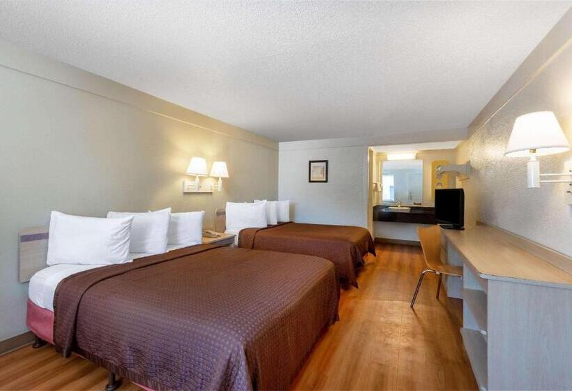 Quarto standard, Travelodge By Wyndham Essington / Philadelphia Airport