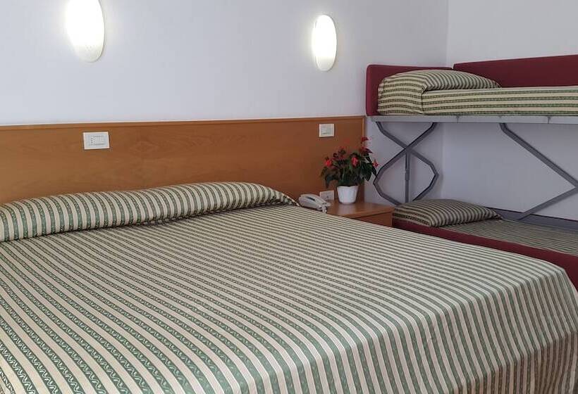 اتاق سوپریور چهار تخته, Casa Santa Maria