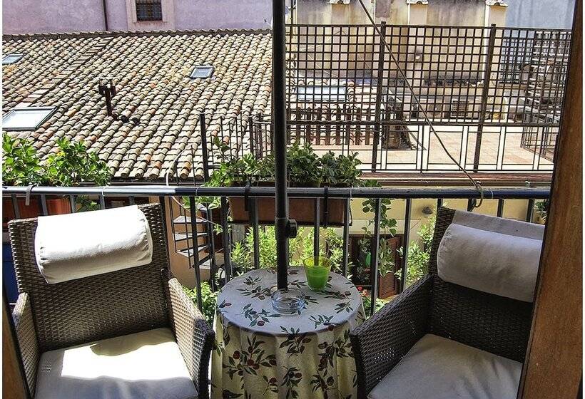 Standardzimmer mit Balkon, Pettinary Village B&b