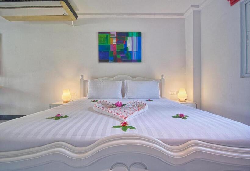 اتاق استاندارد, Serenity Lakeside Resort