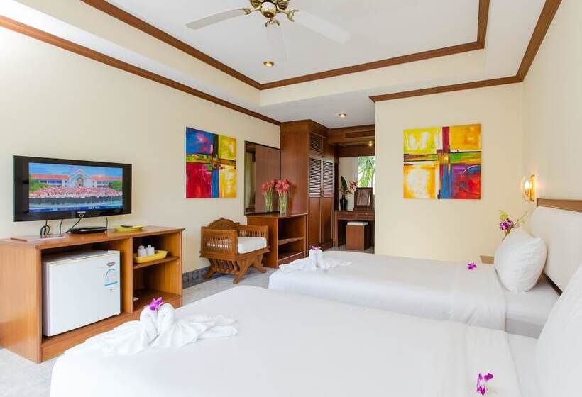 اتاق لوکس با چشم‌انداز دریاچه, Serenity Lakeside Resort
